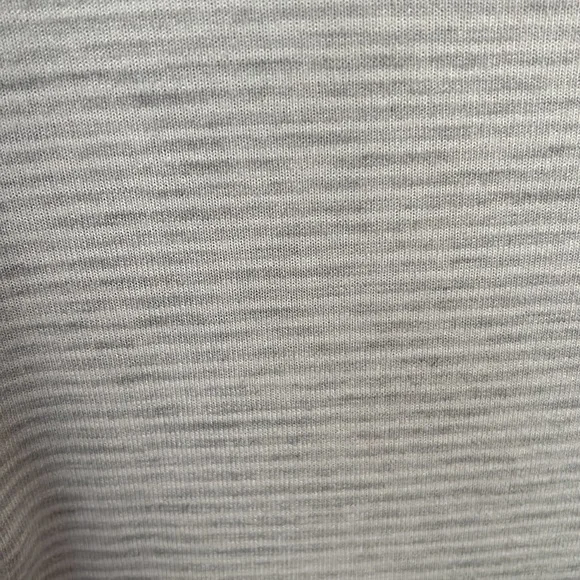 BANANA Republic Factory l Striped Light Grey T-shirt - Picture 2 of 5